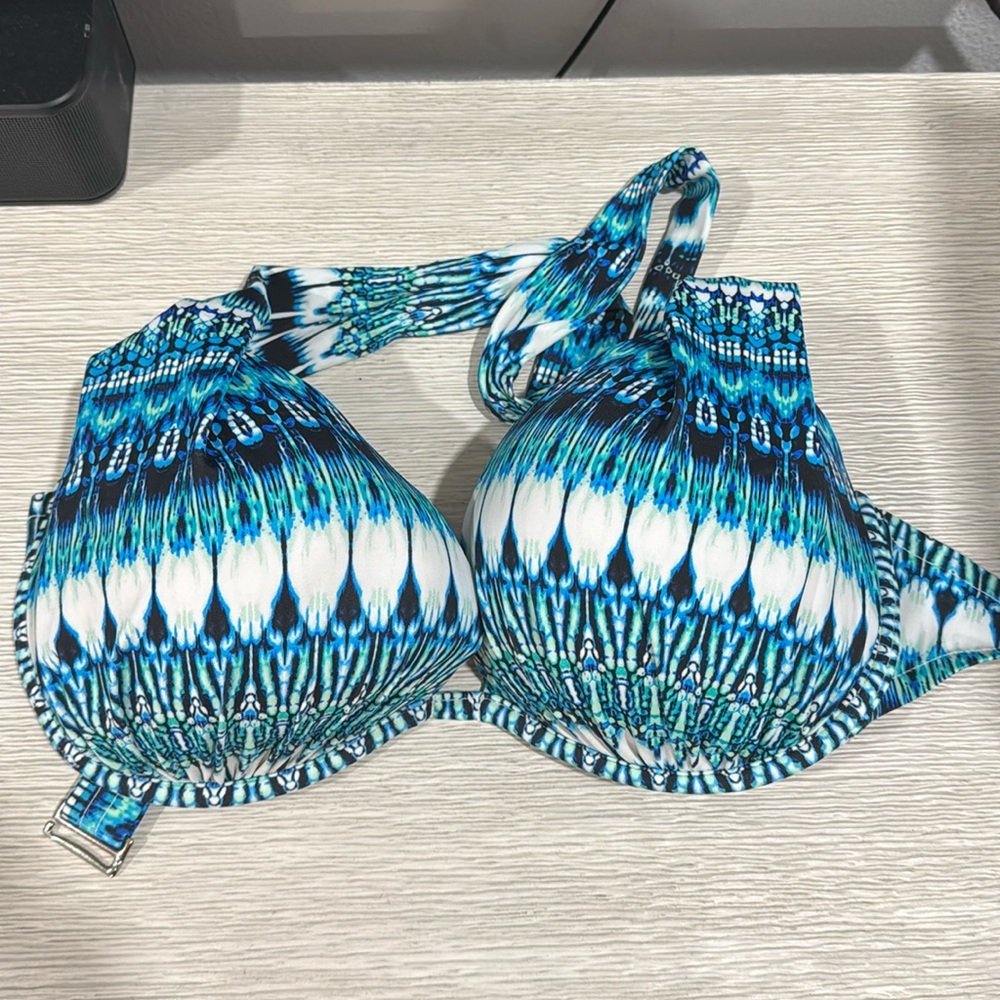 Bathing suit top